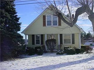 2nd image of 26 Monroe St