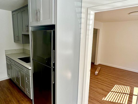 3rd image of 5530 Bonner Ave APT 2