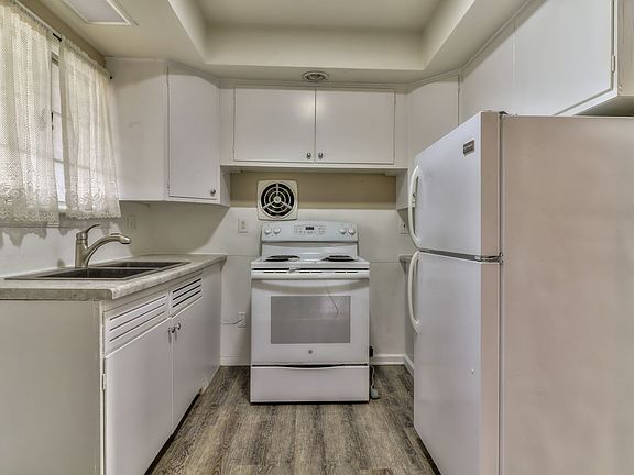 4th image of 804 W Florida Ave #B