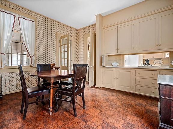 15th image of this home