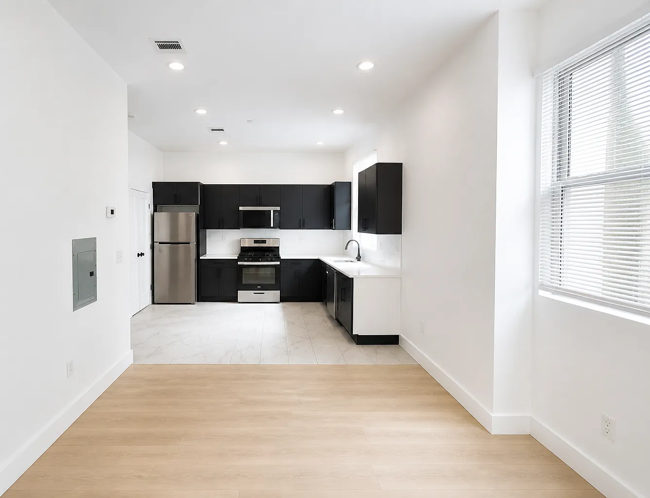 1 bed, $1,900 — Photo 4