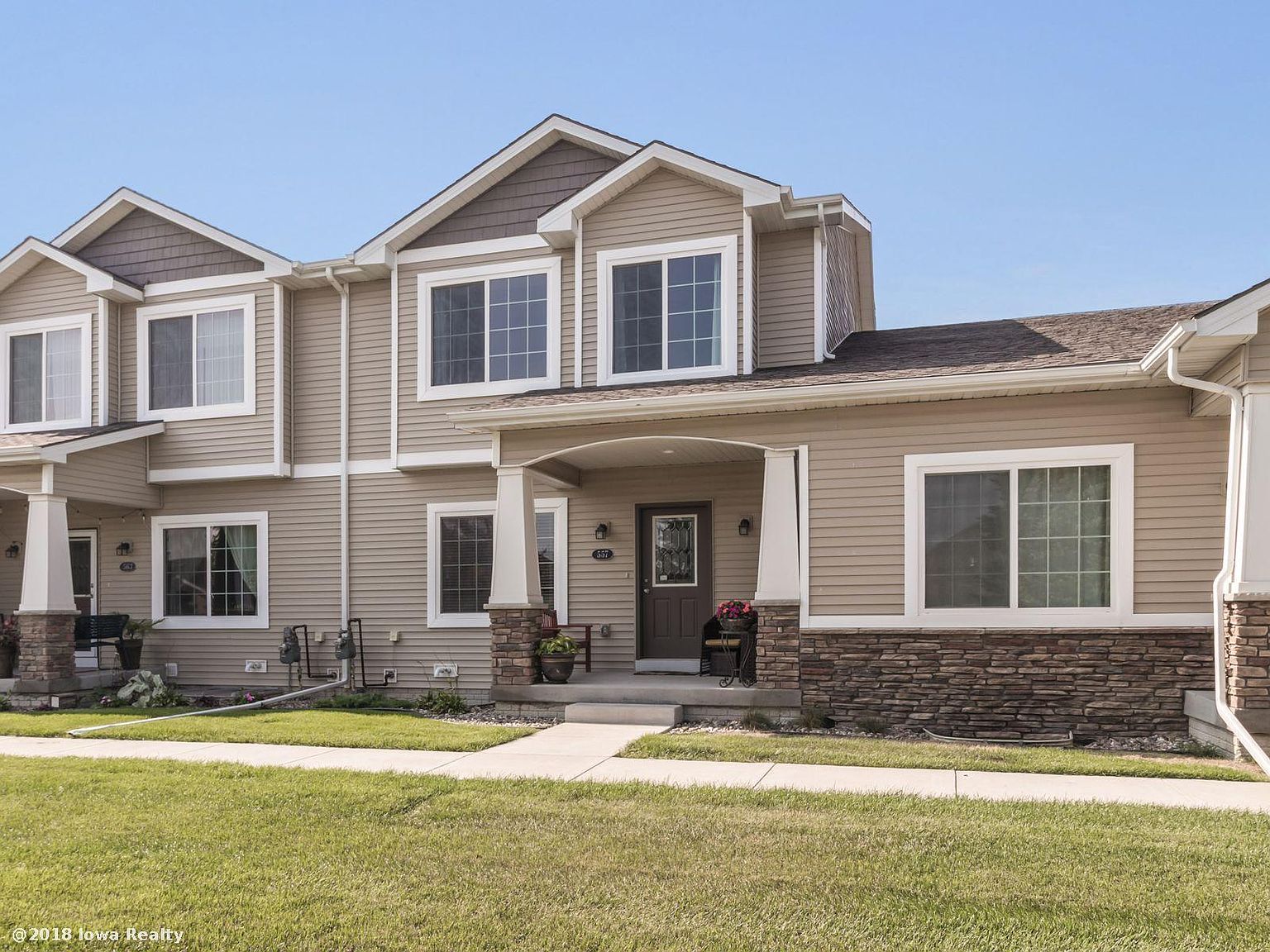 557 SE Williams Ct, Waukee, IA 50263 Zillow