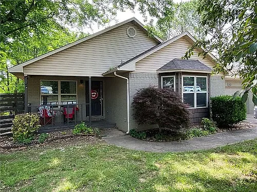 1863 N Hunters Rdg Photo 1