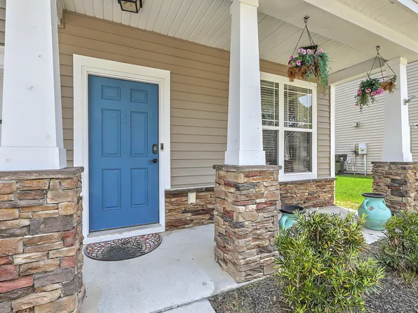256 Oglethorpe Cir, Moncks Corner, SC 29461