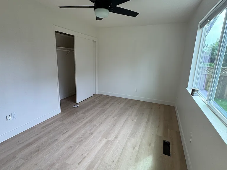 1105 Lanewood Way — Photo 15