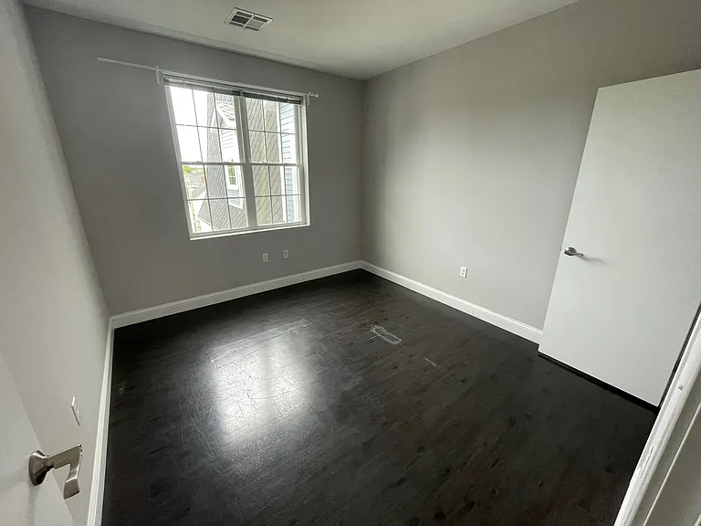 431 River Street — Photo 7