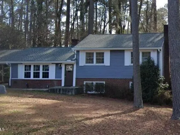 3608 Cove Dr, Raleigh, NC 27604