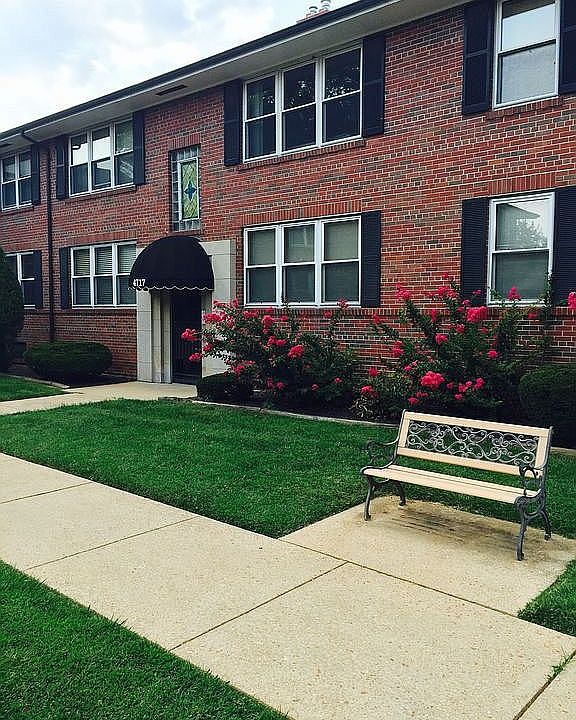 2nd image of 4717 Jamieson Ave APT 8