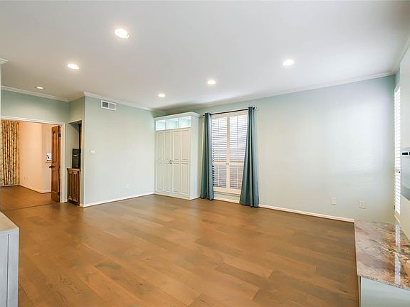 5th image of 1201 McDuffie St Unit 187