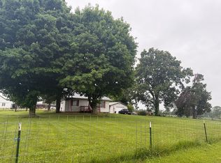 3975 Hydro Pondsville Rd, Smiths Grove, KY 42171