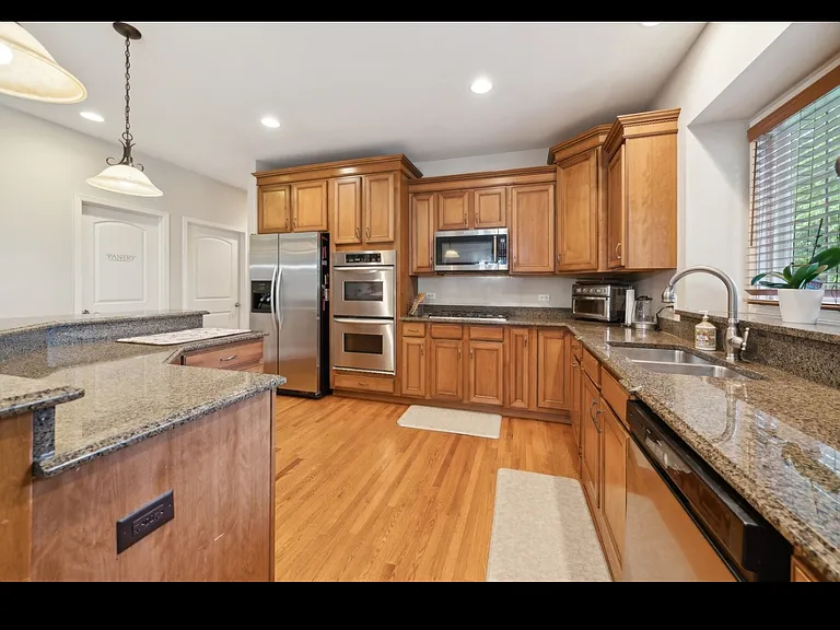 2227 Spartina Ln — Photo 8