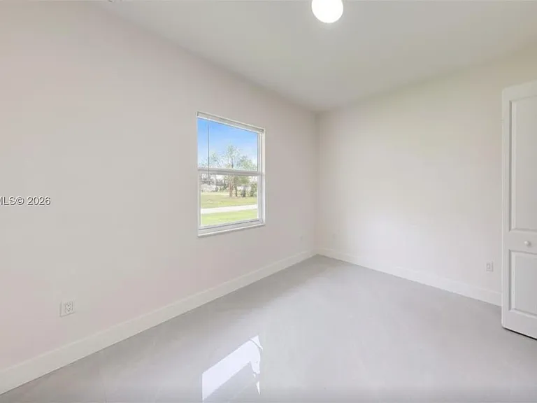6048 Stratton Rd — Photo 16