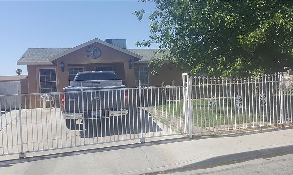 1st image of 2701 Bourbon Ln