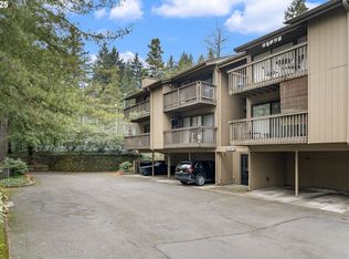 7550 SW Barnes Rd, Portland, OR 97225