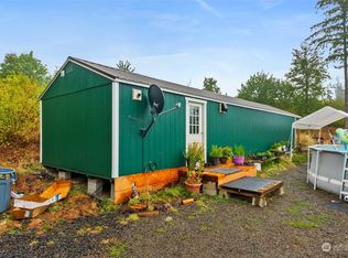 9847 Lundeen Rd SW, Rochester, WA 98579