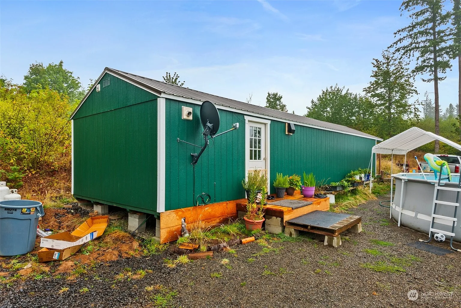 9847 Lundeen Road SW photo 1