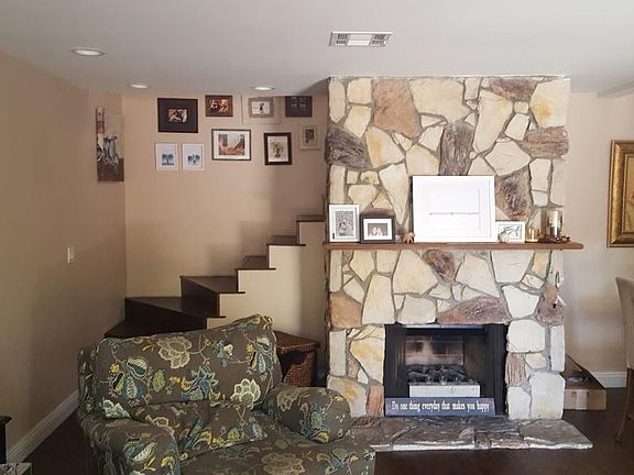 2nd image of 14512 Yukon Ave