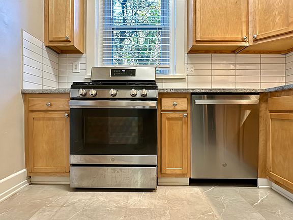 4th image of 1460 S 2nd St APT 2