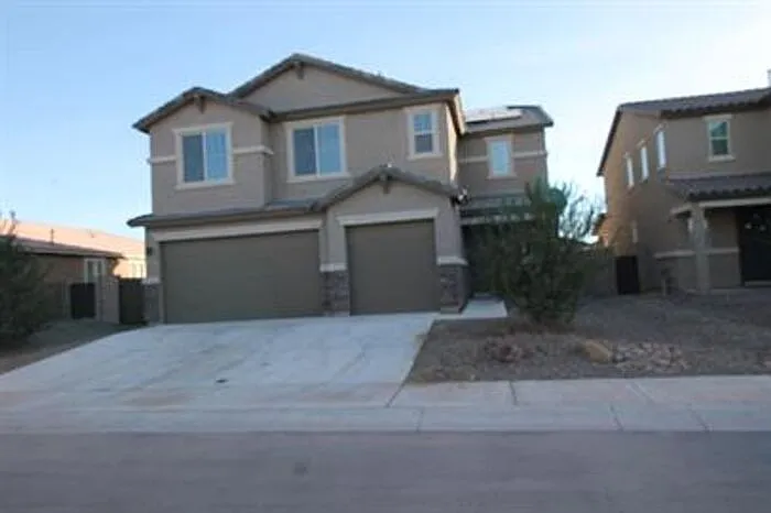 10947 W Renwick Dr — Photo 2
