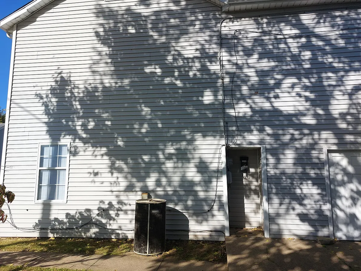 Building Photo - 18 N Main St #18