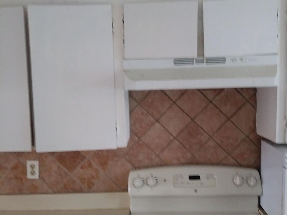 2nd image of 5512 5th Ave