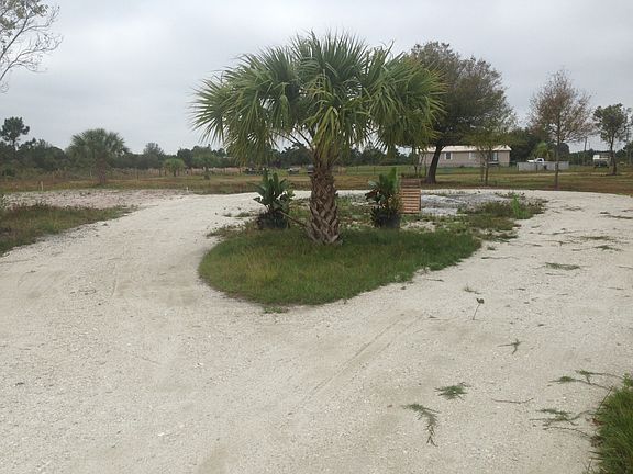 2nd image of 29255 Pelican Dr