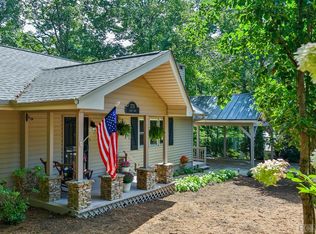 175 Pine Cir, Highlands, NC 28741