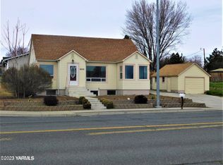 8003 Tieton Dr, Yakima, WA
