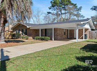 212 Lee St, Fairhope, AL 36532