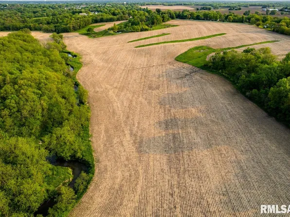 9814 150th Rte, Coal Valley, IL 61240
