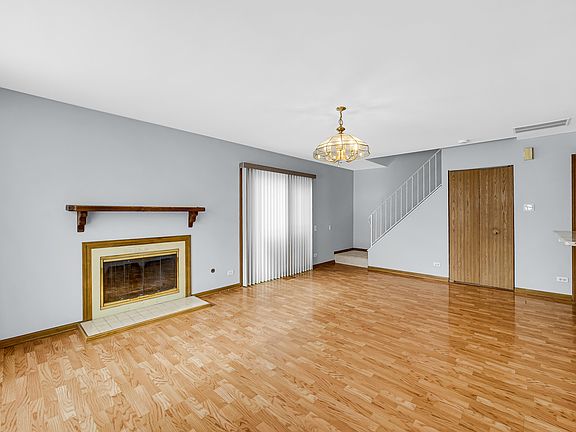 2nd image of 369 Gregory St