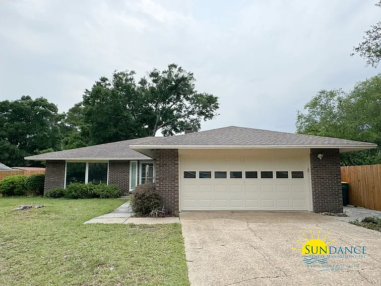 504 Sioux Cir — Photo 24