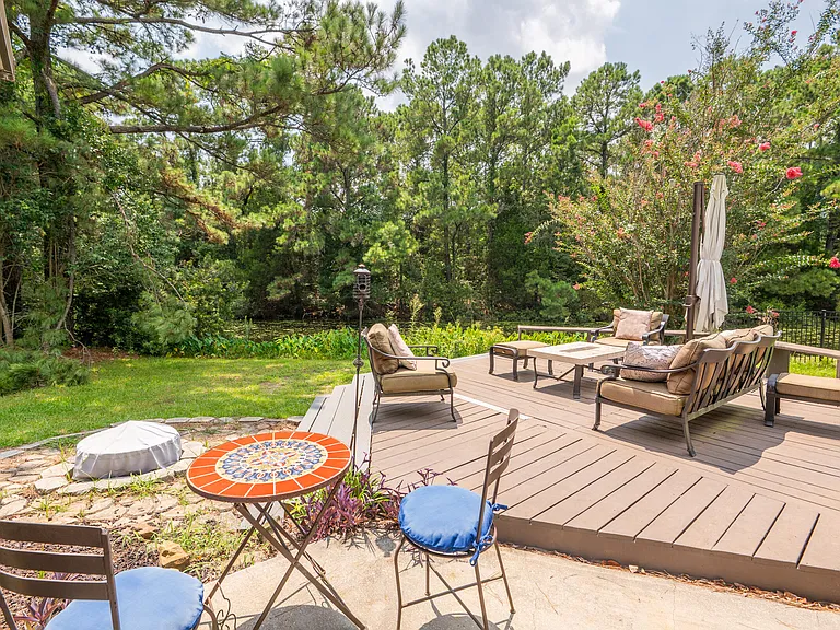 1457 Cypress Ct — Photo 15