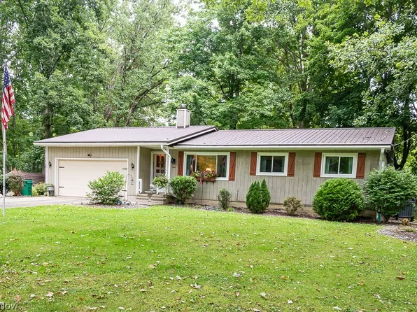 600 Oriole Dr, Rock Creek, OH 44084