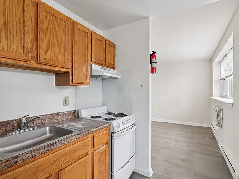 Springfield Green Apartments — Photo 19