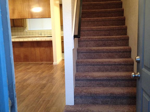 5th image of 1558 Elderwood Ave
