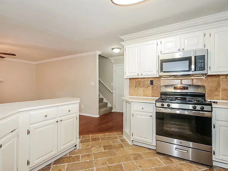 492 Ivey Ct SE — Photo 8