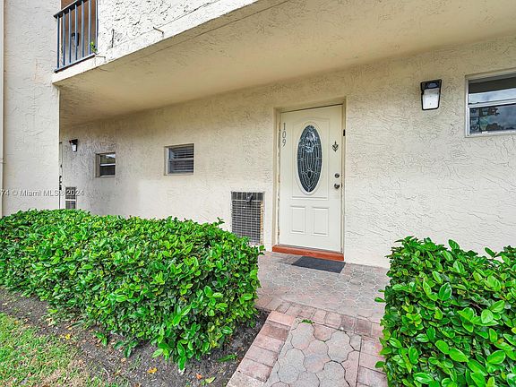 2nd image of 9411 N Hollybrook Lake Dr APT 109