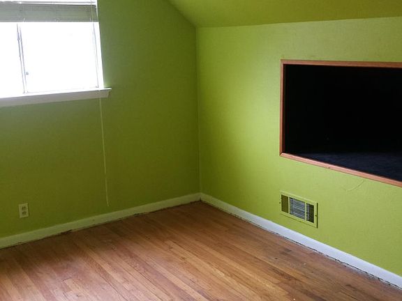 3rd image of 2501 College Park Dr
