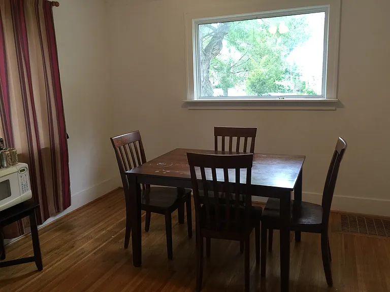 105 Rossiter Rd — Photo 9