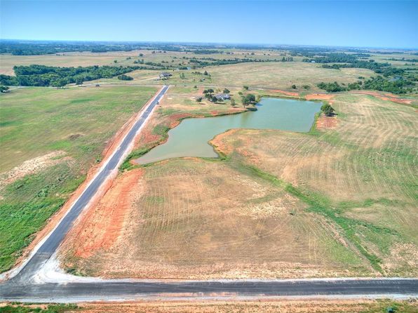 1637 Sky Ln, Tuttle, OK 73089