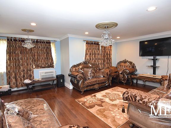 5th image of 2063 E 56th St