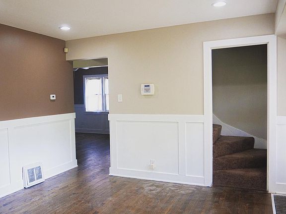 4th image of 1425 Wentworth Ave