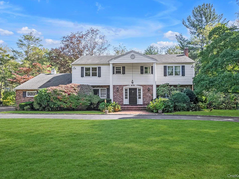 14 Oak Ln