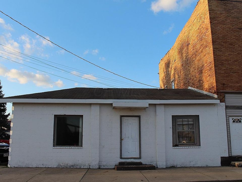 2nd image of 11286 Main St