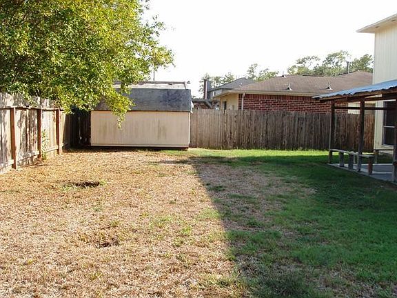 4th image of 18042 Lago Forest Dr