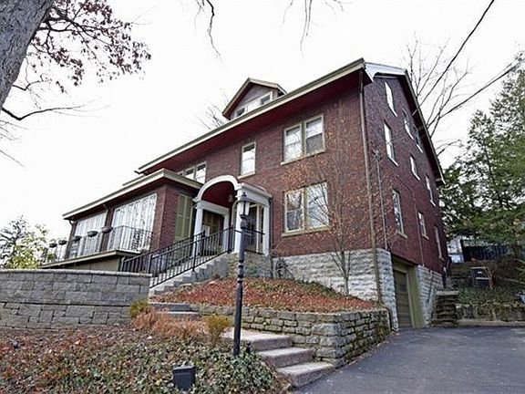 3rd image of 158 Lafayette Cir