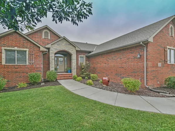 12838 E Cherry Creek Ct, Wichita, KS 67230