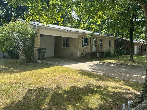 3rd image of 213 Tabor St