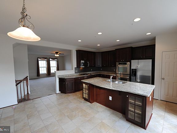 2nd image of 2291 Potomac Club Pkwy #331